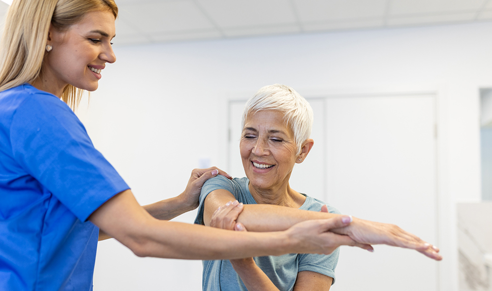 Image of physio helping with shoulder pain